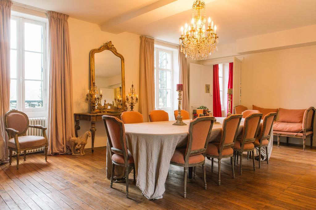 Domaine Du Val D'Atur Hotel Bagian luar foto